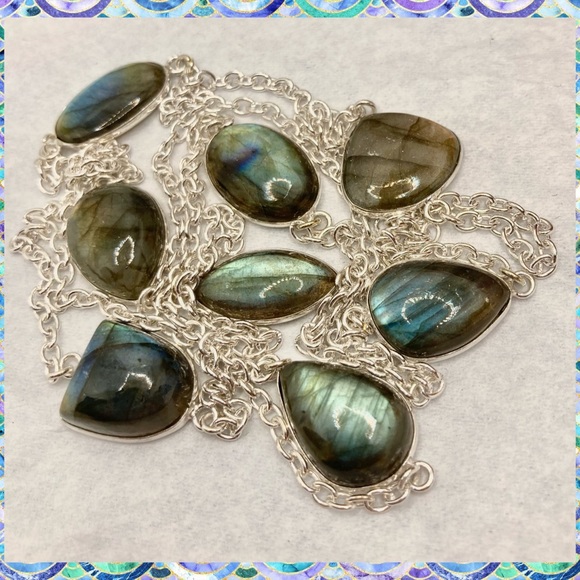 Nice Glowing Labradorite Handmade Station Necklace - Picture 6 of 7